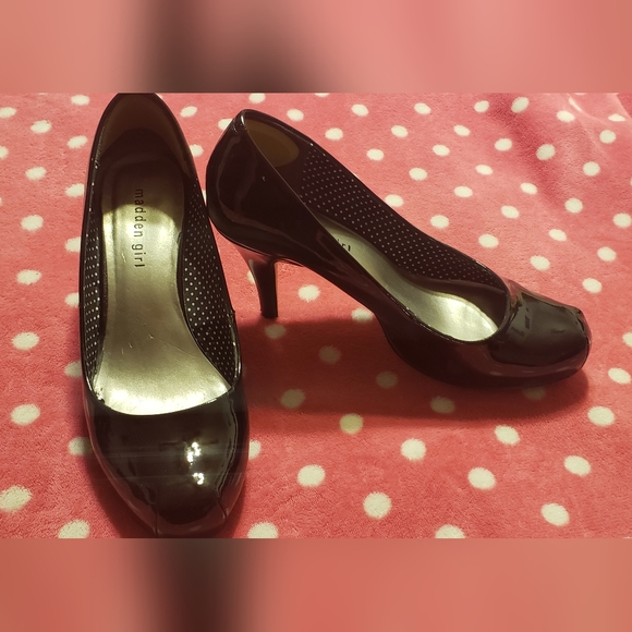 Madden Girl high heel shoes - Picture 2 of 2